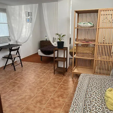 Cadiz - Buda, Acogedor En Chiclana De La Frontera, Espana Apartment