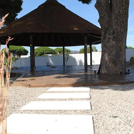 Cadiz - Buda, Acogedor En Chiclana De La Frontera, Espana *
